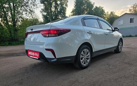 KIA Rio IV, 2018 год, 1 400 000 рублей, 4 фотография