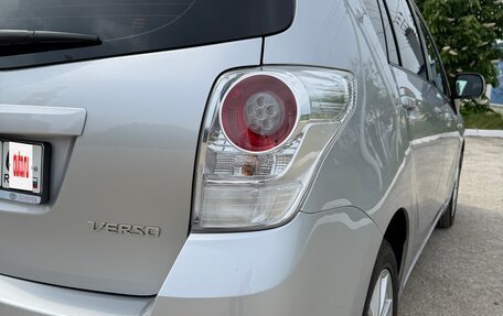 Toyota Verso I, 2011 год, 1 600 000 рублей, 6 фотография