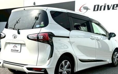 Toyota Sienta II, 2021 год, 1 050 005 рублей, 4 фотография