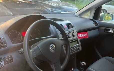 Volkswagen Touran III, 2008 год, 790 000 рублей, 3 фотография