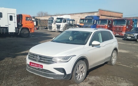 Volkswagen Tiguan II, 2021 год, 3 100 000 рублей, 1 фотография