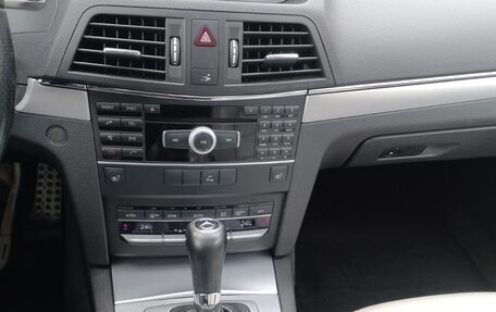 Mercedes-Benz E-Класс, 2010 год, 1 550 000 рублей, 3 фотография