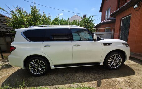Infiniti QX80 I рестайлинг, 2021 год, 7 000 000 рублей, 5 фотография