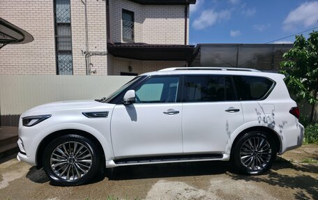 Infiniti QX80 I рестайлинг, 2021 год, 7 000 000 рублей, 2 фотография