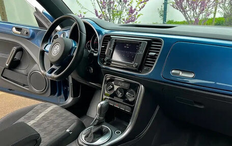 Volkswagen Beetle, 2019 год, 1 510 888 рублей, 8 фотография