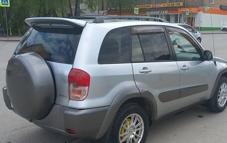 Toyota RAV4, 2001 год, 670 000 рублей, 4 фотография