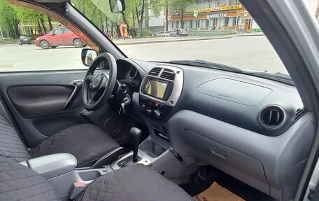 Toyota RAV4, 2001 год, 670 000 рублей, 10 фотография
