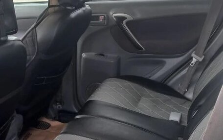 Toyota RAV4, 2001 год, 670 000 рублей, 13 фотография