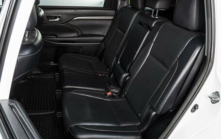 Toyota Highlander III, 2014 год, 2 835 000 рублей, 15 фотография