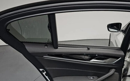 BMW 5 серия, 2022 год, 4 650 000 рублей, 13 фотография