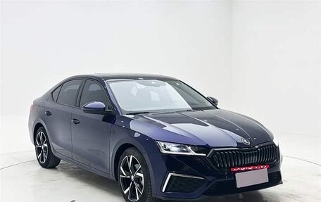 Skoda Octavia IV, 2023 год, 2 100 000 рублей, 5 фотография