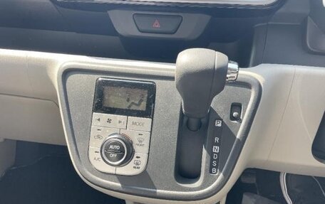 Toyota Passo III, 2021 год, 730 000 рублей, 16 фотография