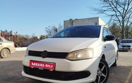 Volkswagen Polo VI (EU Market), 2015 год, 750 000 рублей, 1 фотография