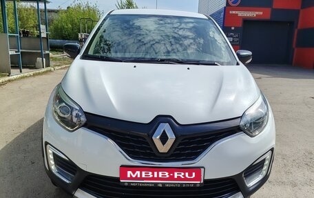 Renault Kaptur I рестайлинг, 2017 год, 1 350 000 рублей, 1 фотография