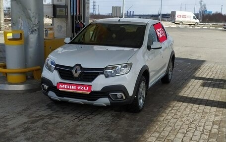 Renault Logan II, 2020 год, 1 100 000 рублей, 1 фотография