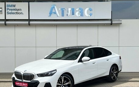BMW 5 серия, 2025 год, 9 990 000 рублей, 1 фотография
