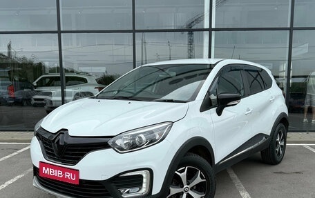 Renault Kaptur I рестайлинг, 2019 год, 1 825 000 рублей, 1 фотография