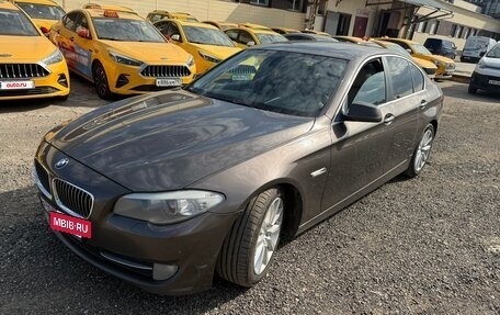 BMW 5 серия, 2011 год, 1 345 000 рублей, 4 фотография