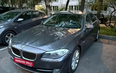BMW 5 серия, 2011 год, 1 345 000 рублей, 2 фотография