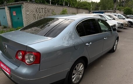 Volkswagen Passat B6, 2007 год, 650 000 рублей, 2 фотография