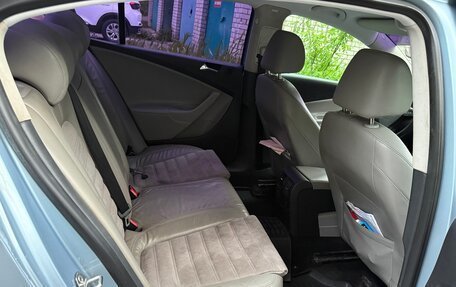 Volkswagen Passat B6, 2007 год, 650 000 рублей, 11 фотография
