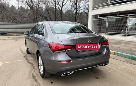 Mercedes-Benz A-Класс, 2020 год, 3 350 000 рублей, 4 фотография