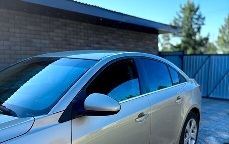 Chevrolet Cruze II, 2010 год, 475 000 рублей, 3 фотография
