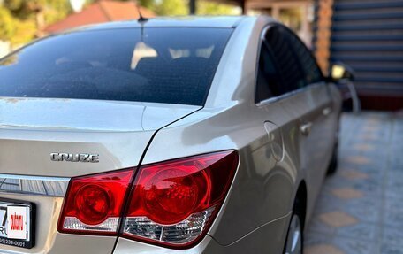 Chevrolet Cruze II, 2010 год, 475 000 рублей, 8 фотография