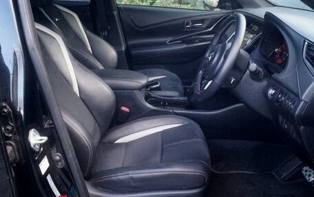Toyota Harrier, 2018 год, 2 352 000 рублей, 9 фотография