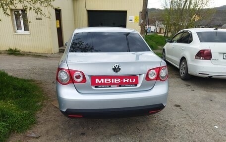 Volkswagen Jetta VI, 2008 год, 630 000 рублей, 2 фотография