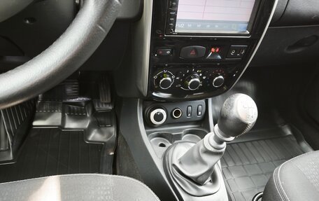 Nissan Terrano III, 2014 год, 860 000 рублей, 12 фотография