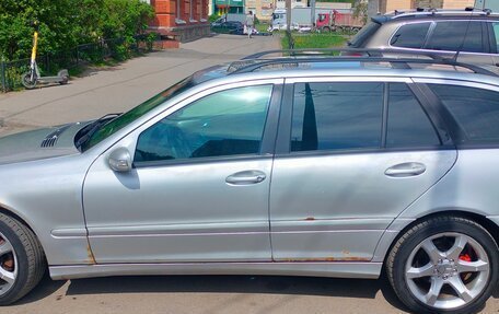 Mercedes-Benz C-Класс, 2005 год, 600 000 рублей, 12 фотография