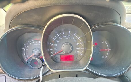 KIA Rio III рестайлинг, 2015 год, 500 000 рублей, 10 фотография