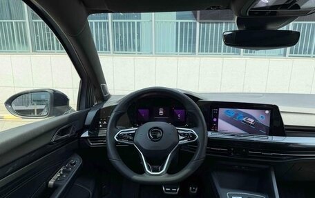 Volkswagen Golf VIII, 2022 год, 1 685 000 рублей, 8 фотография