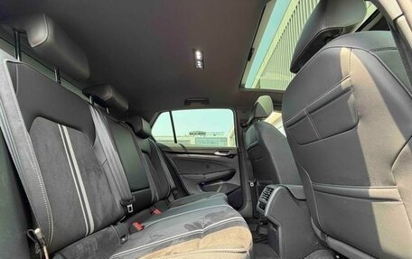Volkswagen Golf VIII, 2022 год, 1 685 000 рублей, 17 фотография
