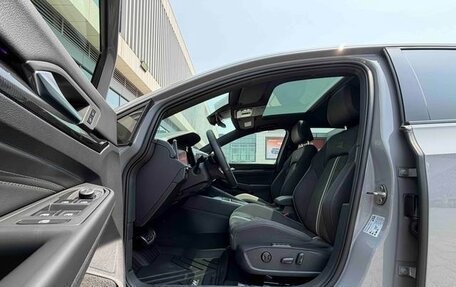 Volkswagen Golf VIII, 2022 год, 1 685 000 рублей, 12 фотография