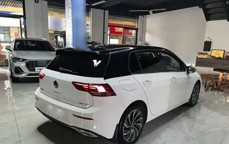 Volkswagen Golf VIII, 2023 год, 1 760 052 рублей, 4 фотография