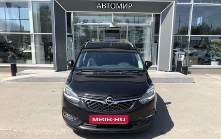 Opel Zafira C рестайлинг, 2016 год, 1 700 000 рублей, 2 фотография