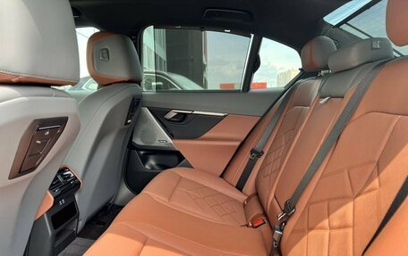 BMW 5 серия, 2025 год, 9 990 000 рублей, 14 фотография