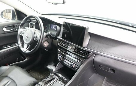 KIA Optima IV, 2018 год, 2 069 000 рублей, 10 фотография