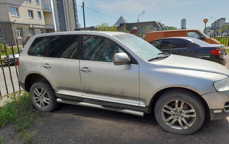 Volkswagen Touareg III, 2003 год, 550 000 рублей, 3 фотография