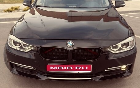 BMW 3 серия, 2012 год, 1 560 000 рублей, 2 фотография