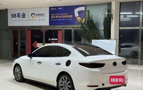 Mazda 3, 2022 год, 1 480 000 рублей, 4 фотография