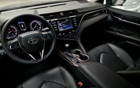 Toyota Camry, 2020 год, 2 677 000 рублей, 9 фотография
