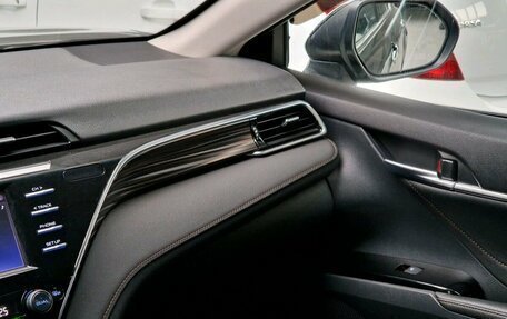 Toyota Camry, 2020 год, 2 677 000 рублей, 20 фотография