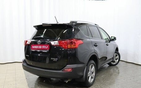 Toyota RAV4, 2015 год, 2 051 000 рублей, 4 фотография