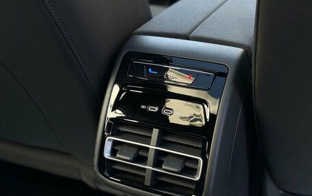 Volkswagen Tiguan, 2026 год, 4 550 000 рублей, 39 фотография
