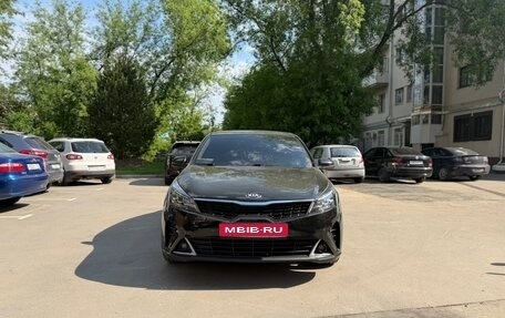 KIA Rio IV, 2021 год, 1 900 000 рублей, 1 фотография