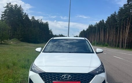 Hyundai Solaris II рестайлинг, 2020 год, 1 450 000 рублей, 1 фотография