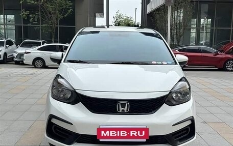Honda Fit, 2022 год, 1 111 000 рублей, 2 фотография